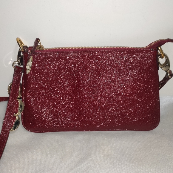 TOSCA BLU Italian Designer Cherry Leather Coffee Run Crossbody Bag - Picture 5 of 16